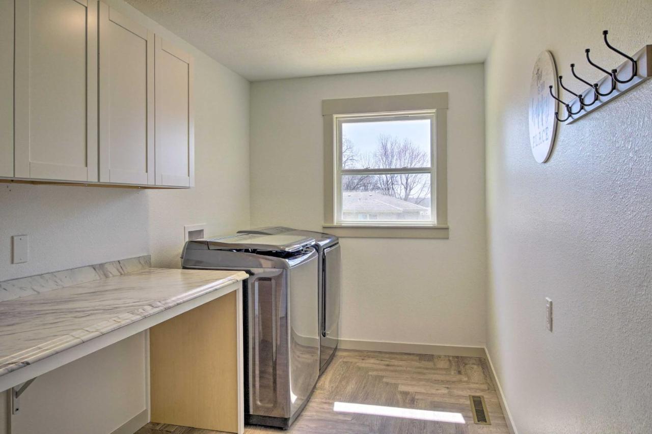 Retreat With Deck About 9 Mi To Downtown Springfield Villa Ozark Ngoại thất bức ảnh