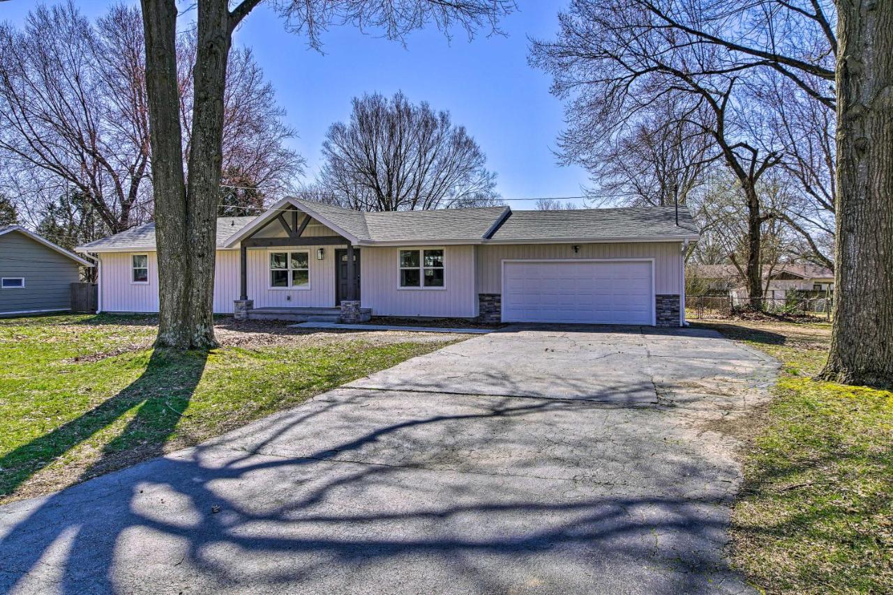 Retreat With Deck About 9 Mi To Downtown Springfield Villa Ozark Ngoại thất bức ảnh